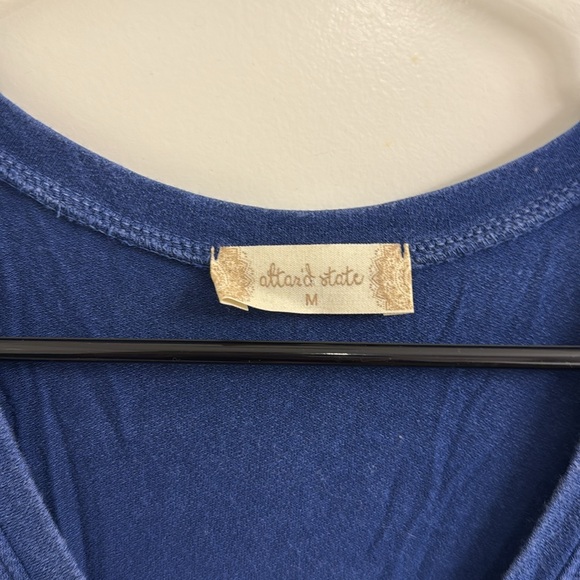 Women’s Altar’d State boho front tie blue top - Picture 2 of 5